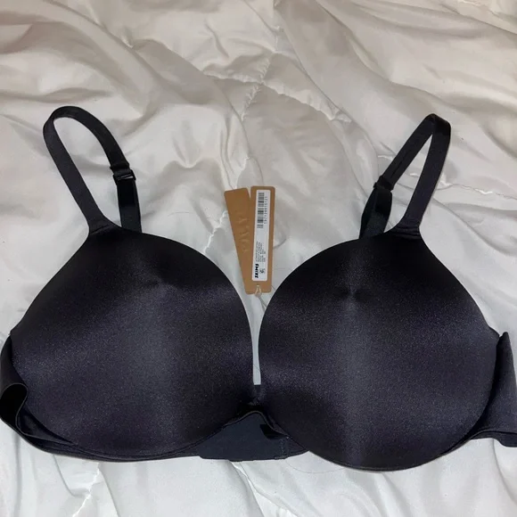 SKIMS nipple bra - Picture 3 of 3